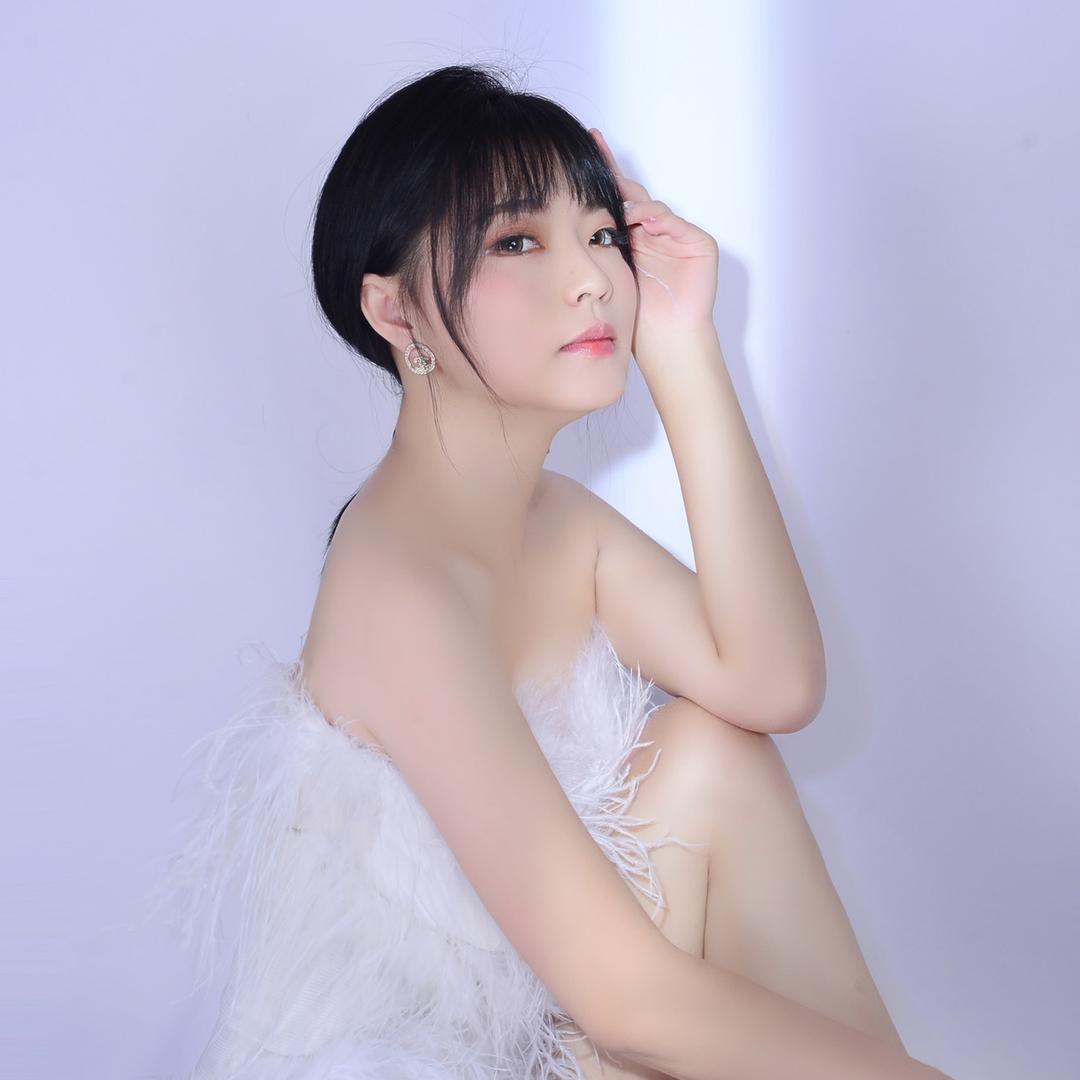 魔音🎤月儿《暂休》