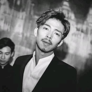 杰伦