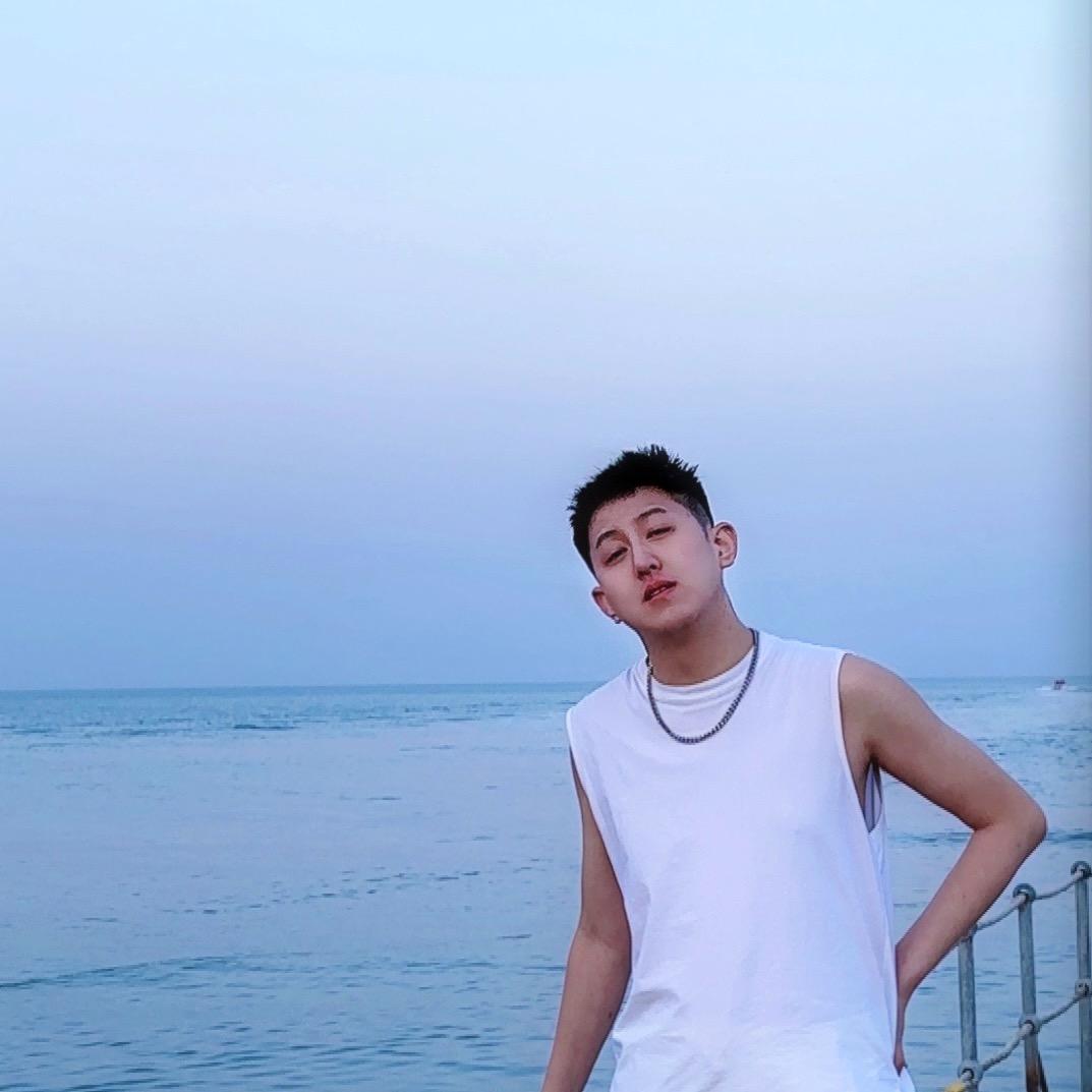 小潘在大理