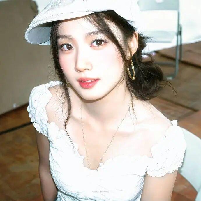 .梨子鱼劈劈啪啪叭叭拉拉