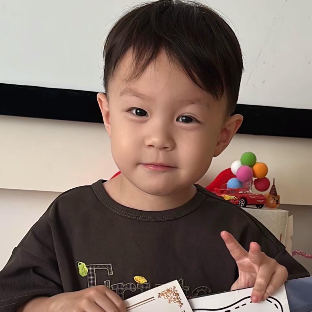 小洪