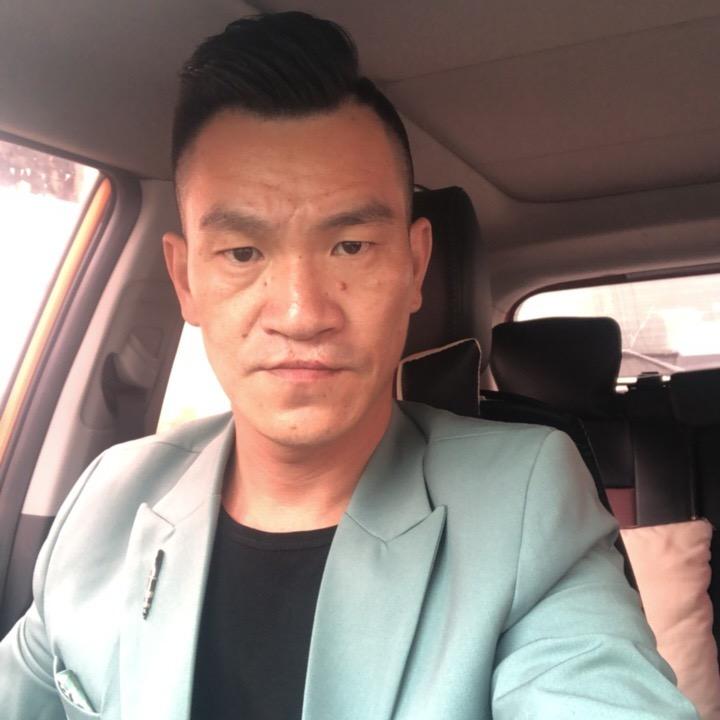 阿牛哥(八顿团队)