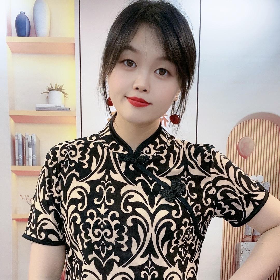 美艺果妈妈装