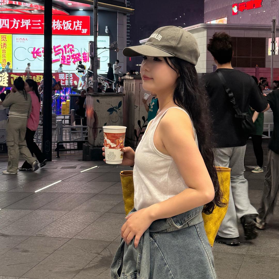 皮皮🥚🎤(贤灿）