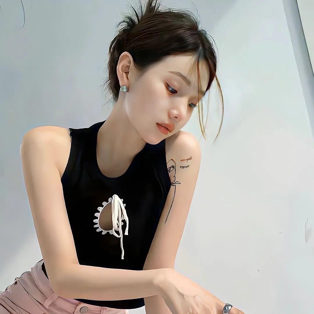 凡颖（陪🥣主页）