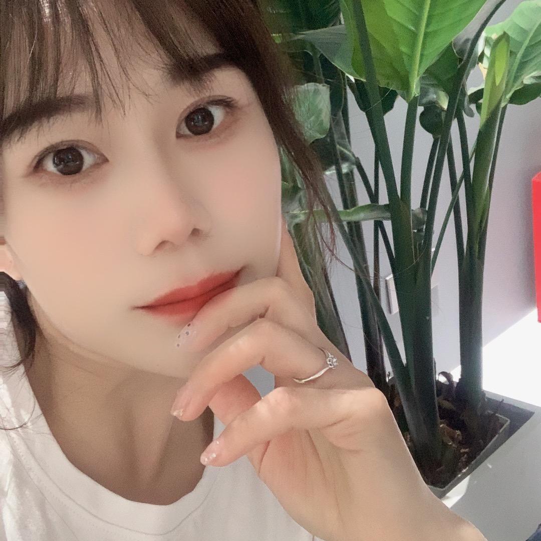 丫頭╮(╯▽╰)╭