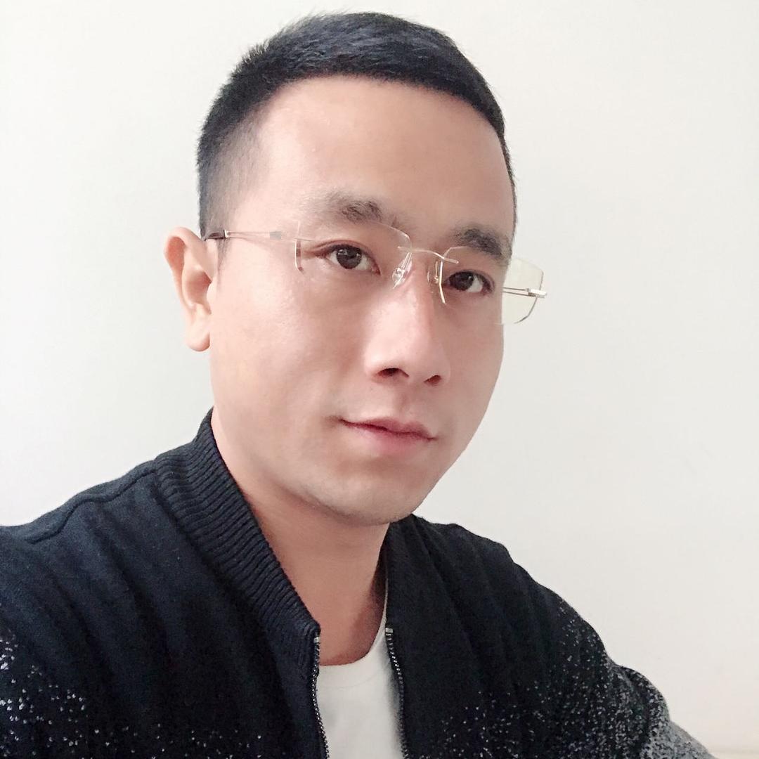 宝哥爱卡车