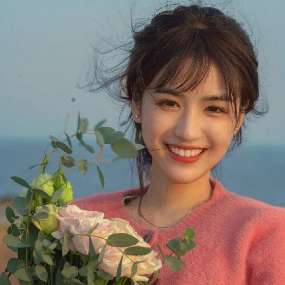 小地方知名美女