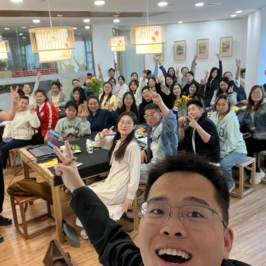 教书法的胡老师（有快写师训会）