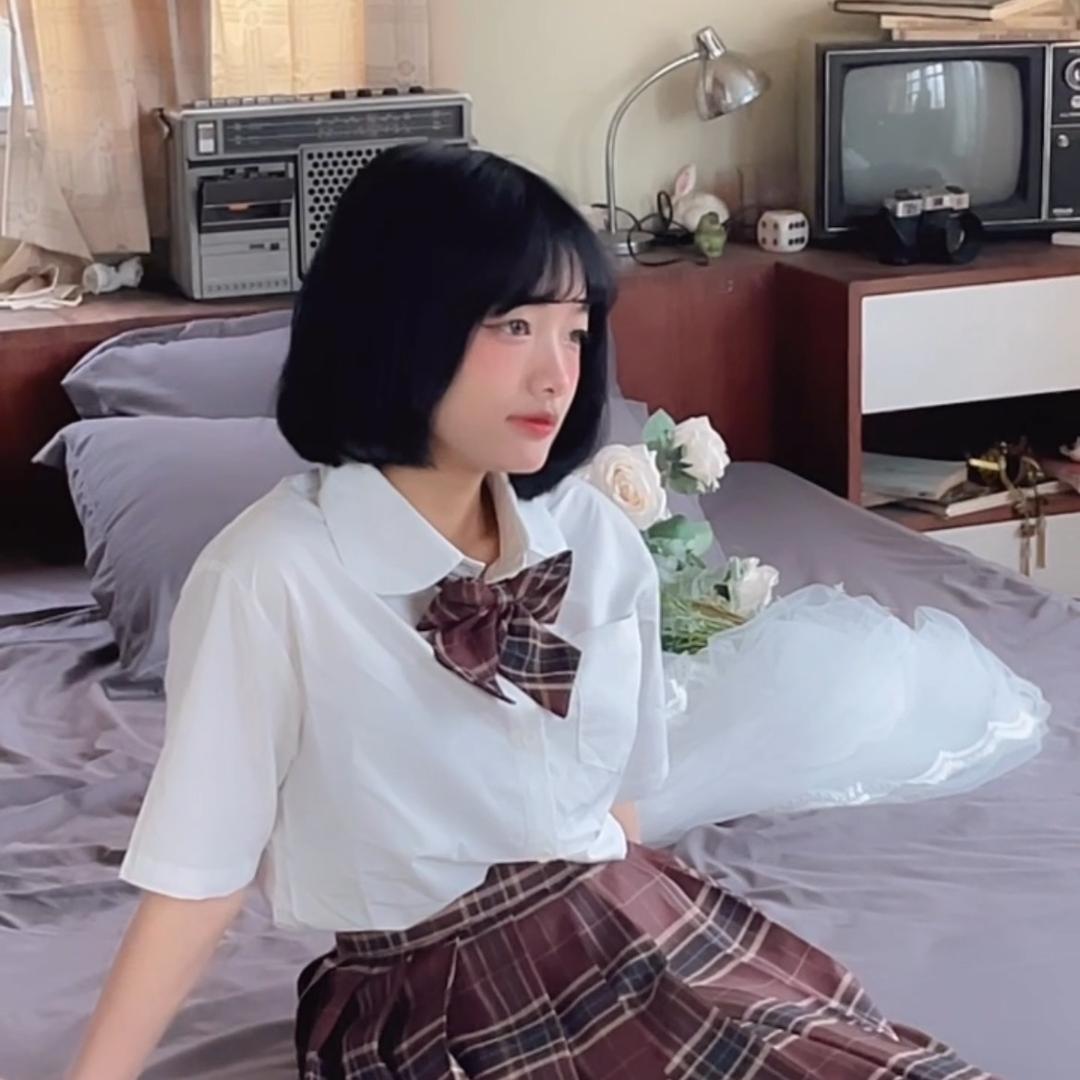 果砸同學.