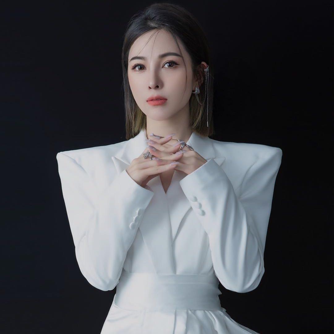 亦辰美学设计