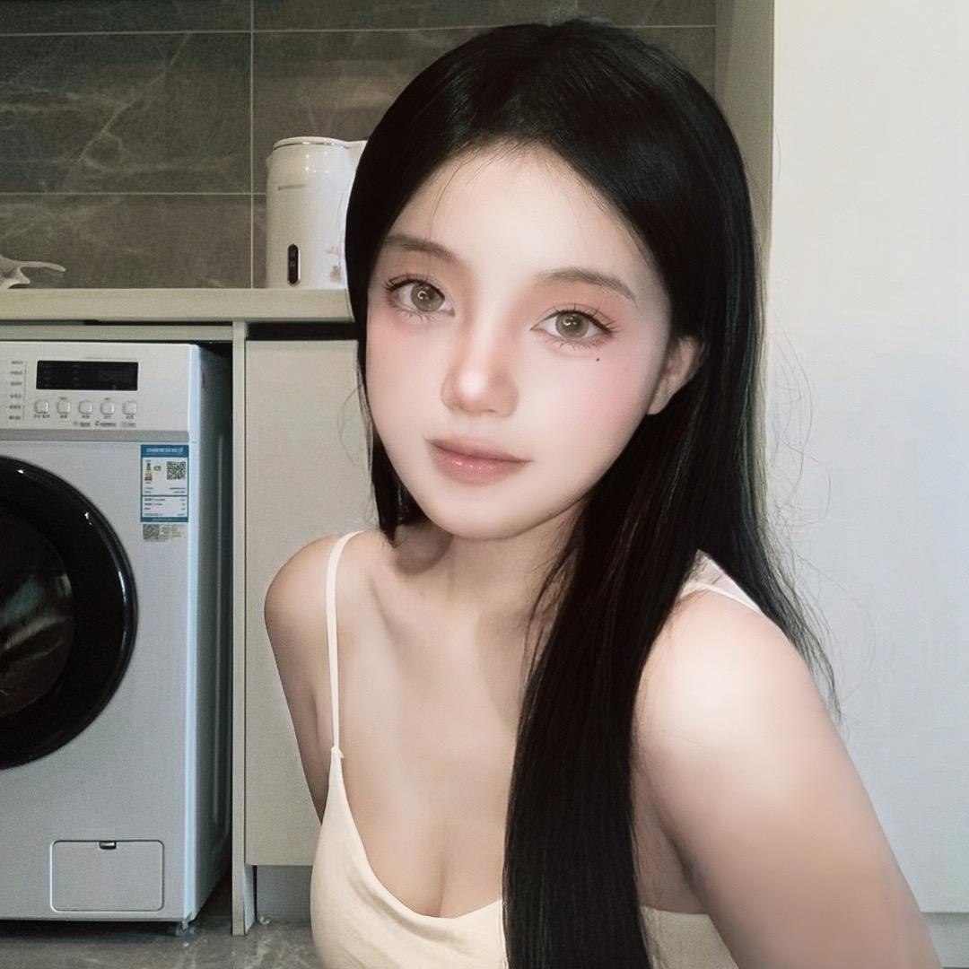 亚