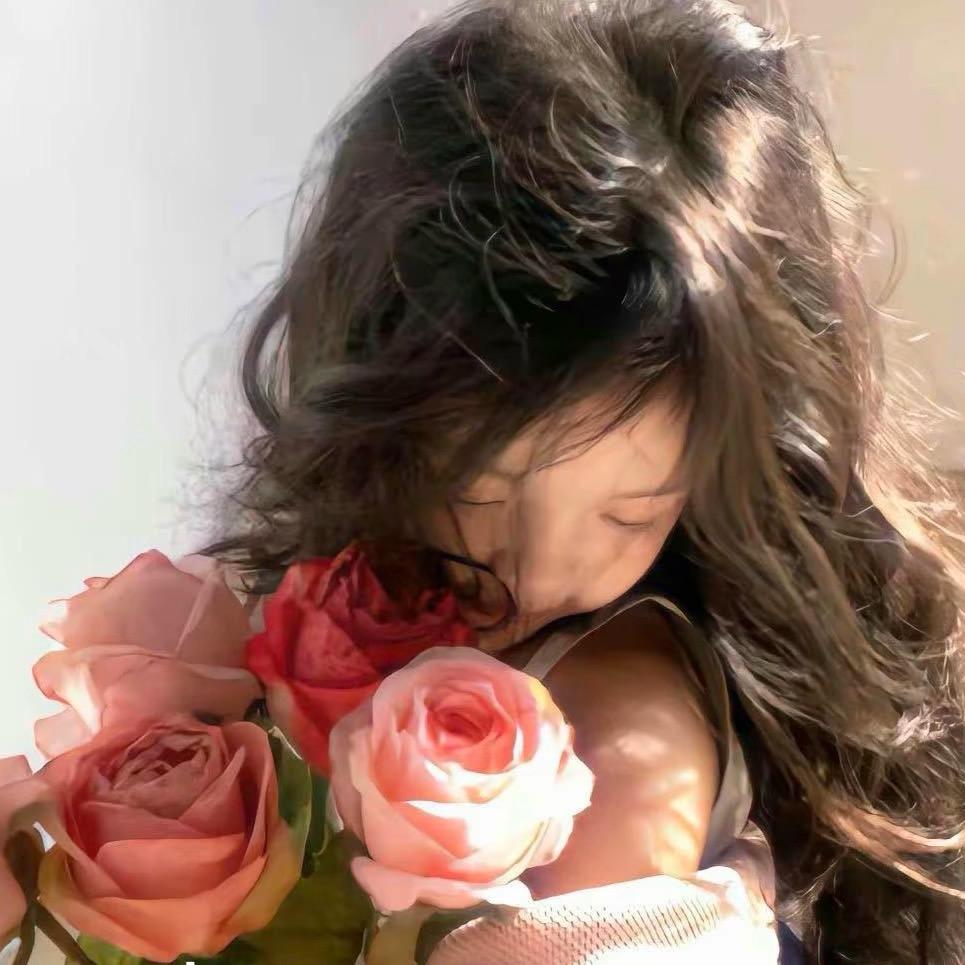 刘啊哈柠妞妮呲🌻
