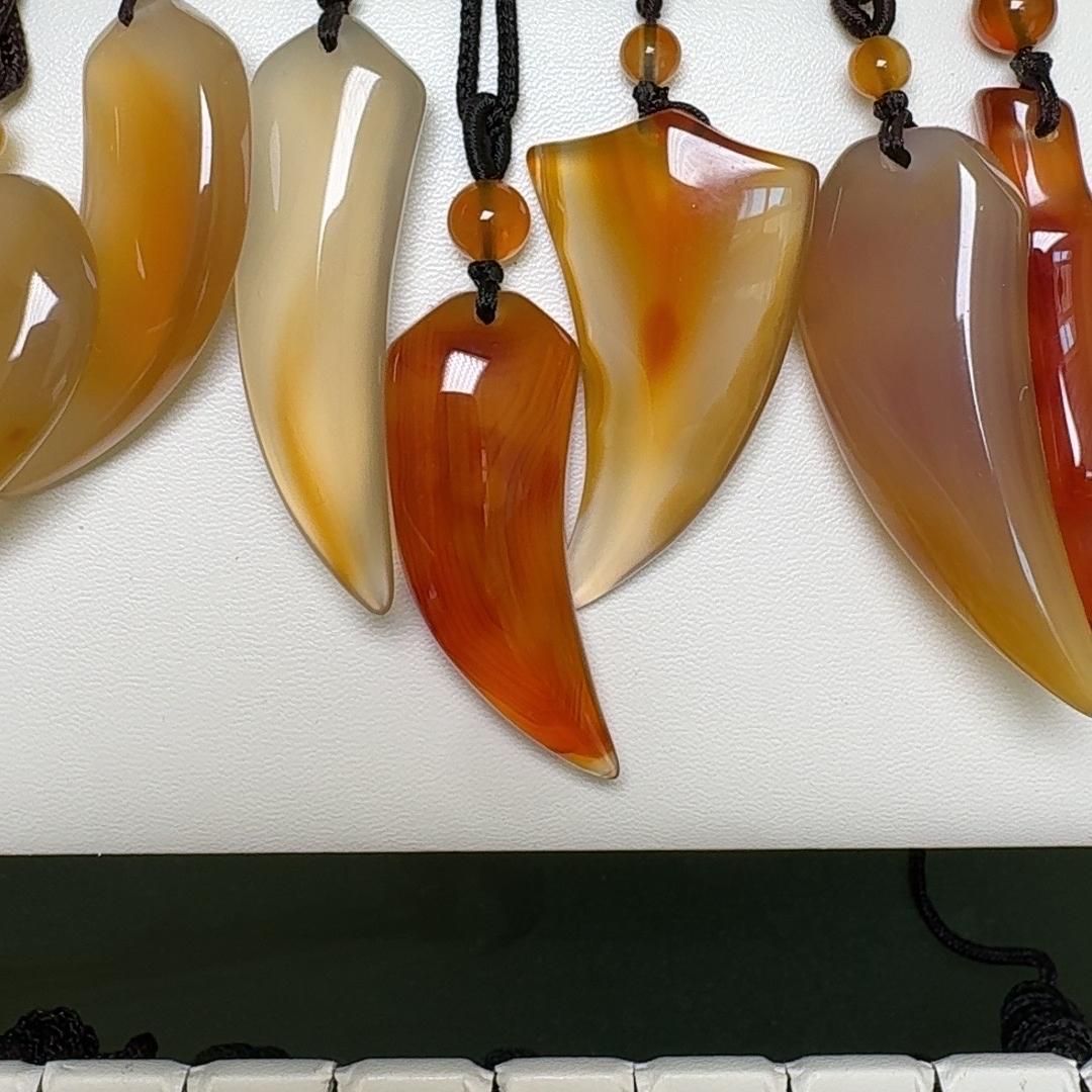 小秋北红玛瑙珠宝