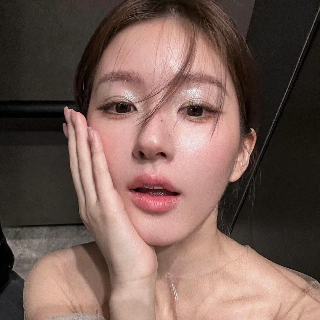 妮妮的女装店