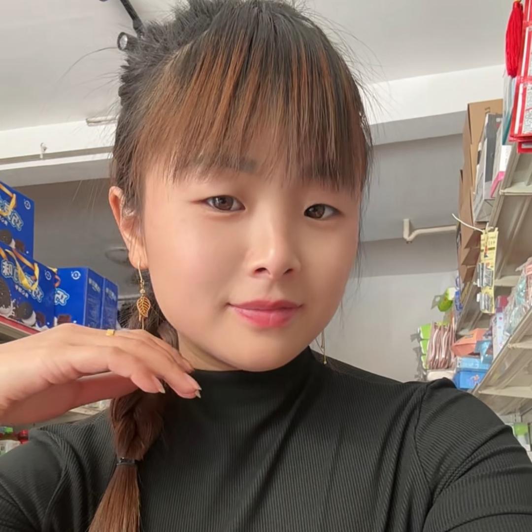 贵州曾二妹 连年发超市