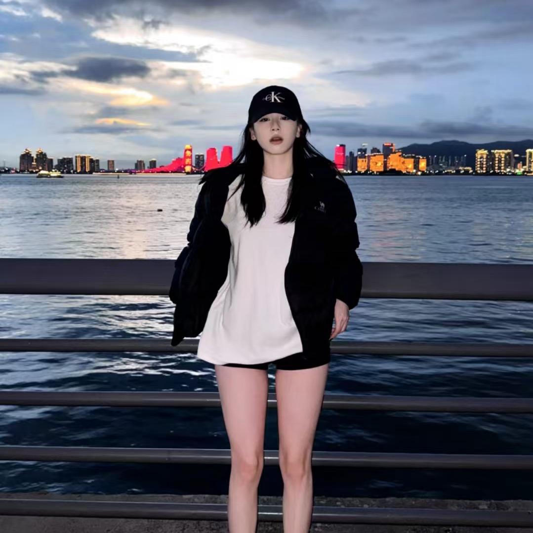 小羽很爱美