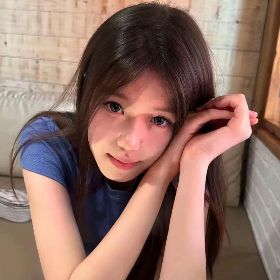 小鱼爱吃鱼