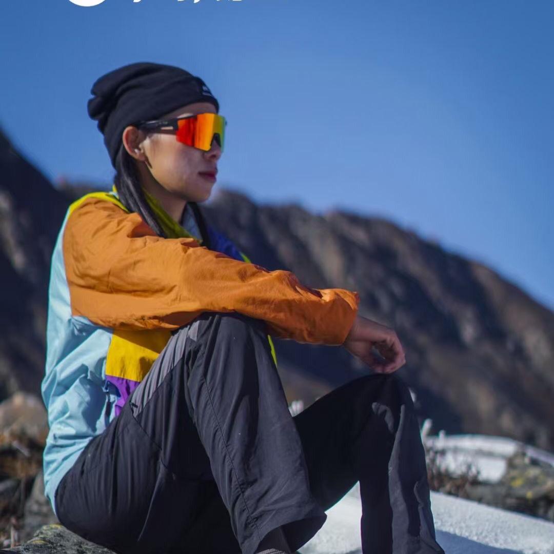 爱跑步的星星