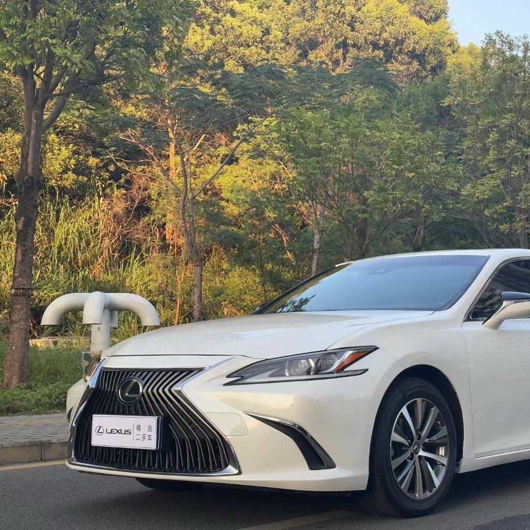 威少撩车