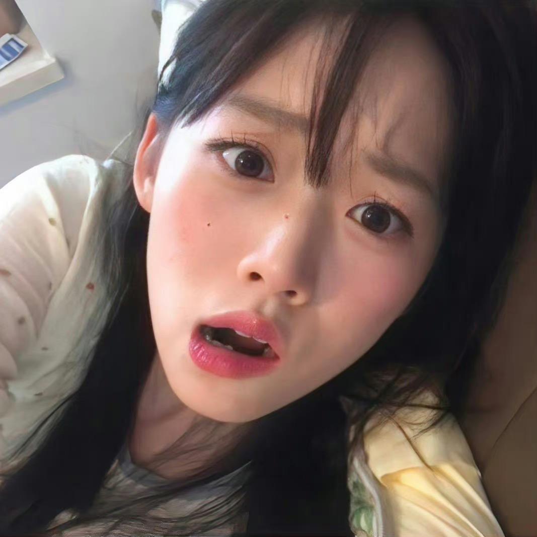 睡前还在批阅奏折