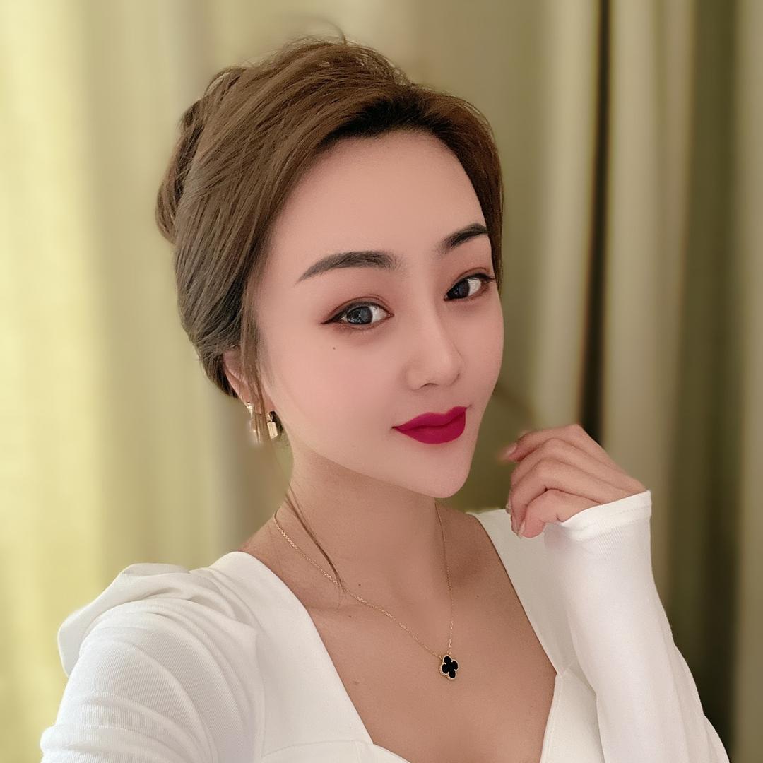 小九、嘎嘎有钱