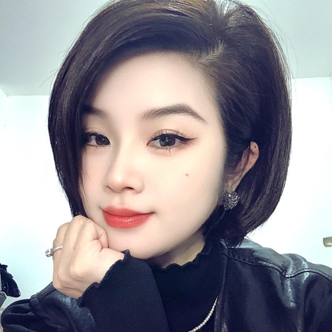 Miss Ｚｈａｎｇ