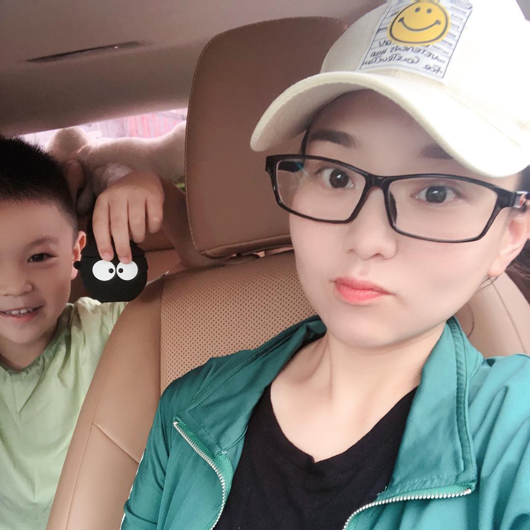 闪闪发光小朋友