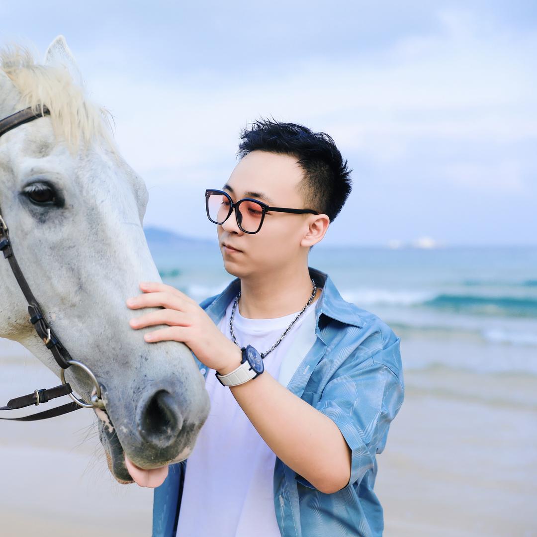 太原鑫瑞顶奢娱乐