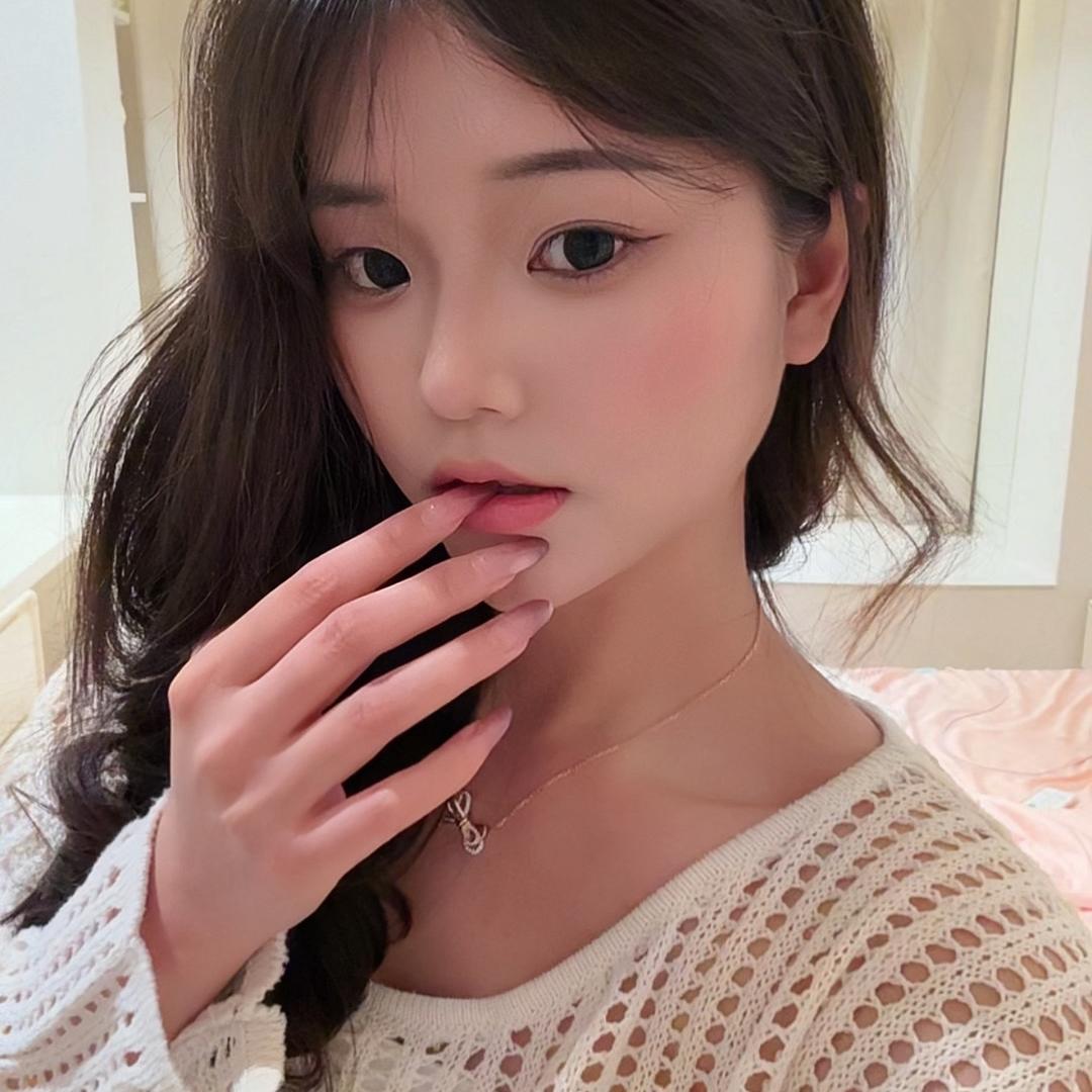 - 小欣