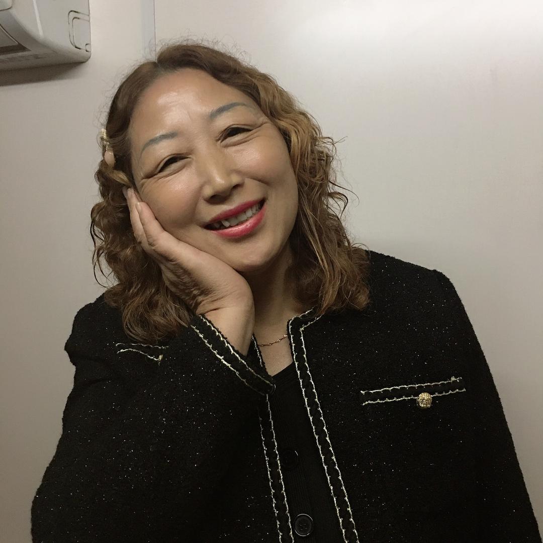 爱说爱笑的英姐