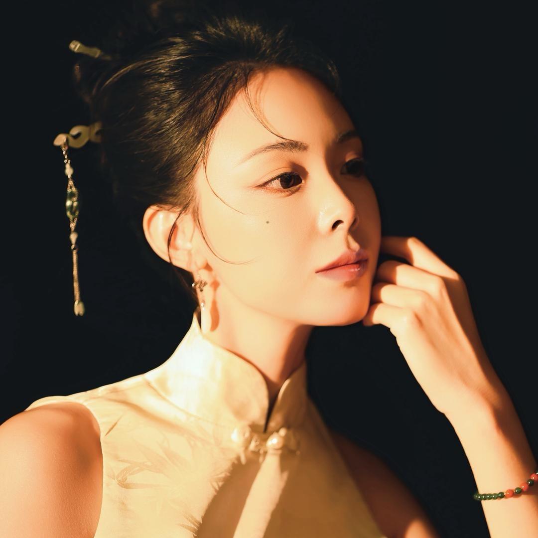 旗袍小酒妹