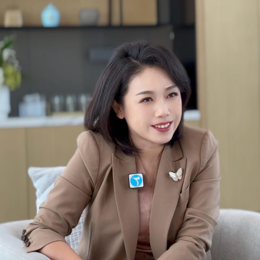 落实小姐姐