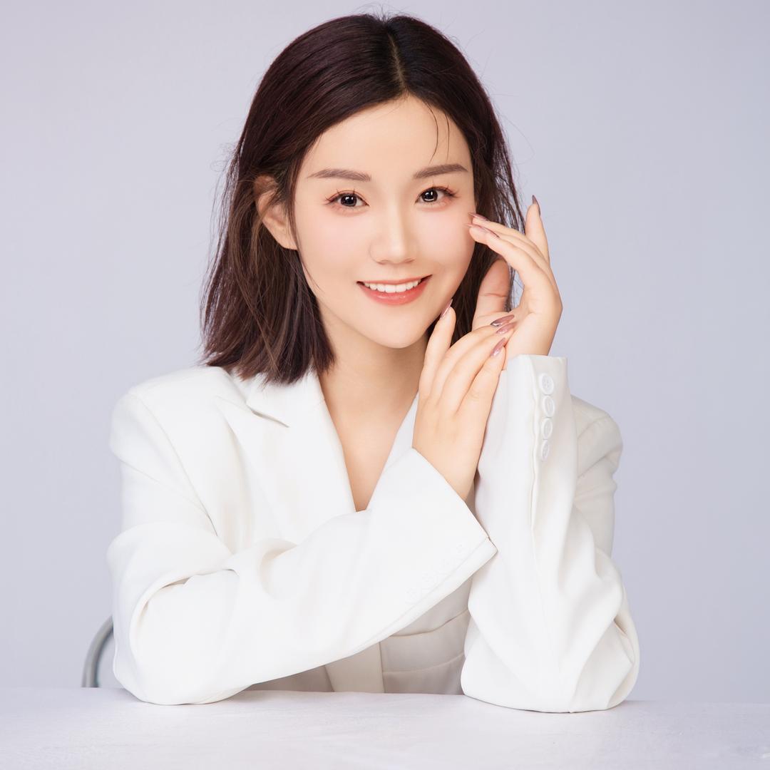 文水化妆培训（艾魅美妆）