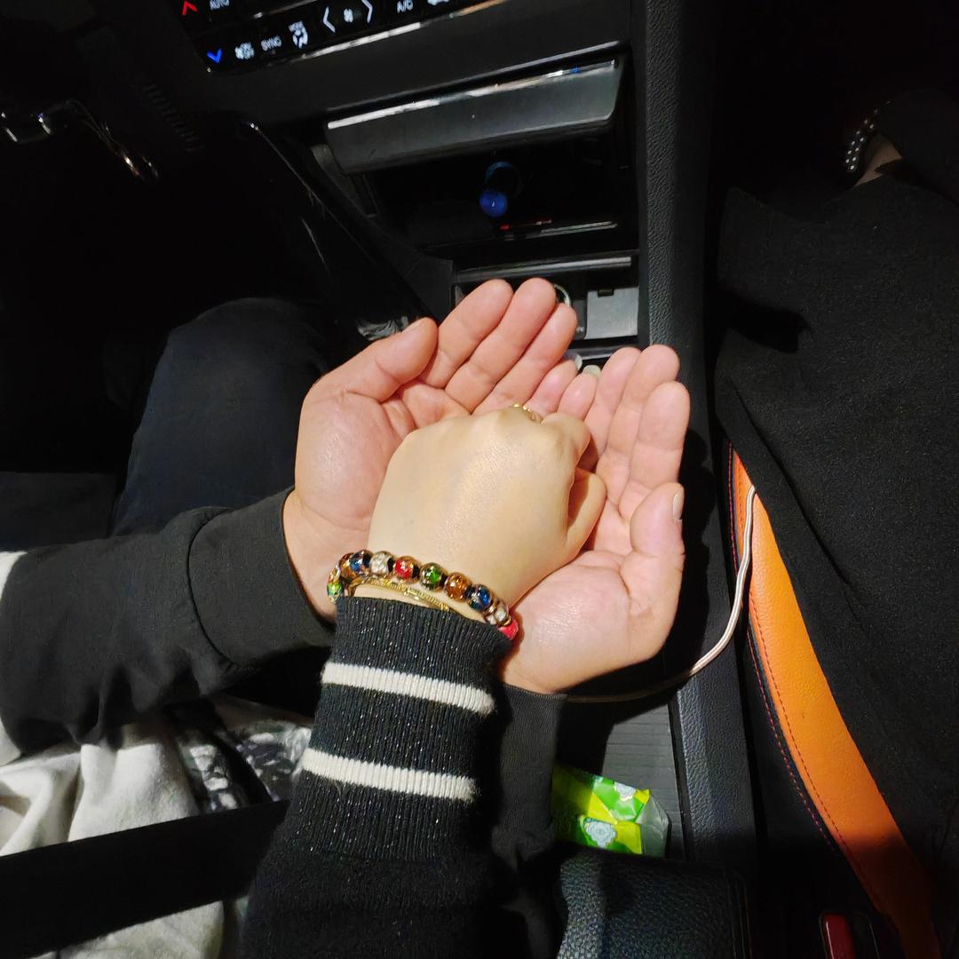 月不知星意🌟