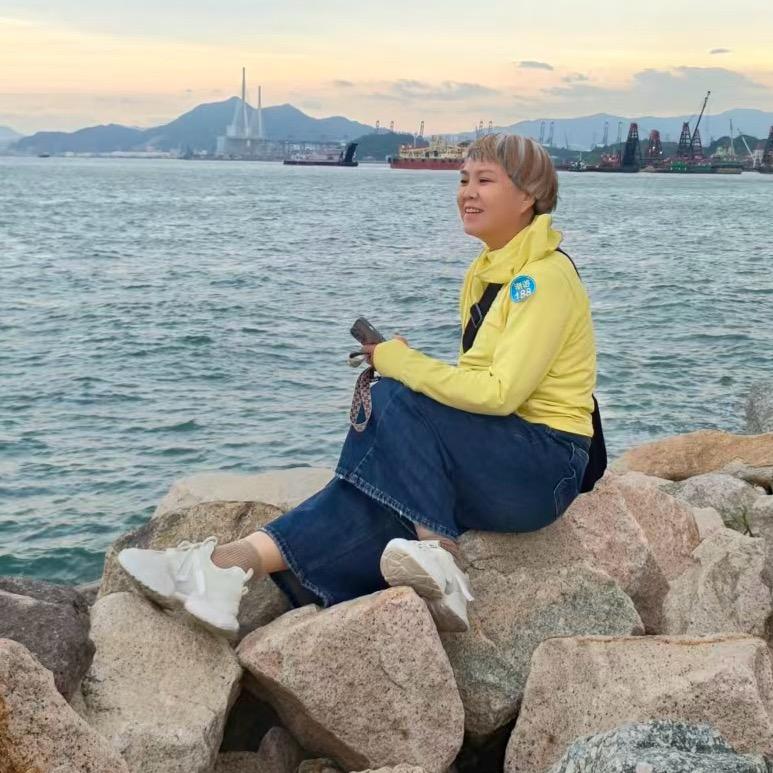 相濡以沫，不如相忘于江湖