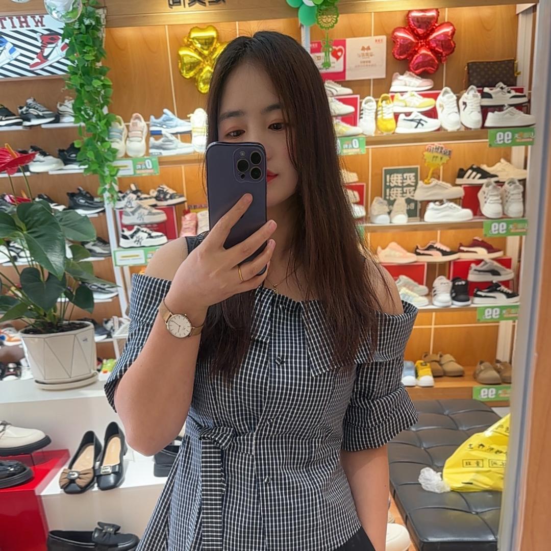 昭阳区足美高鞋饰店