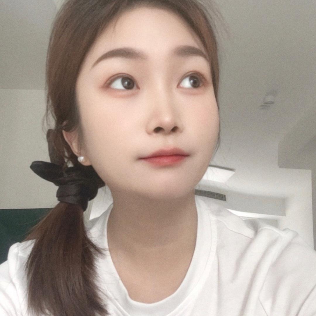 好大一只喵🐱