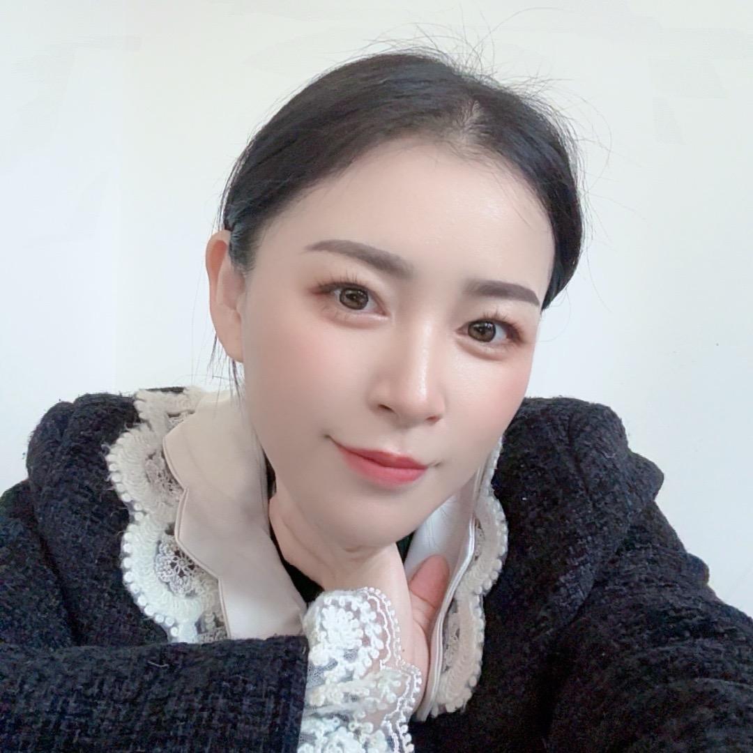 依依