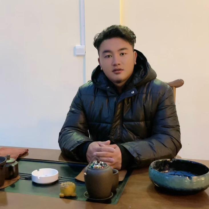 嘉勇