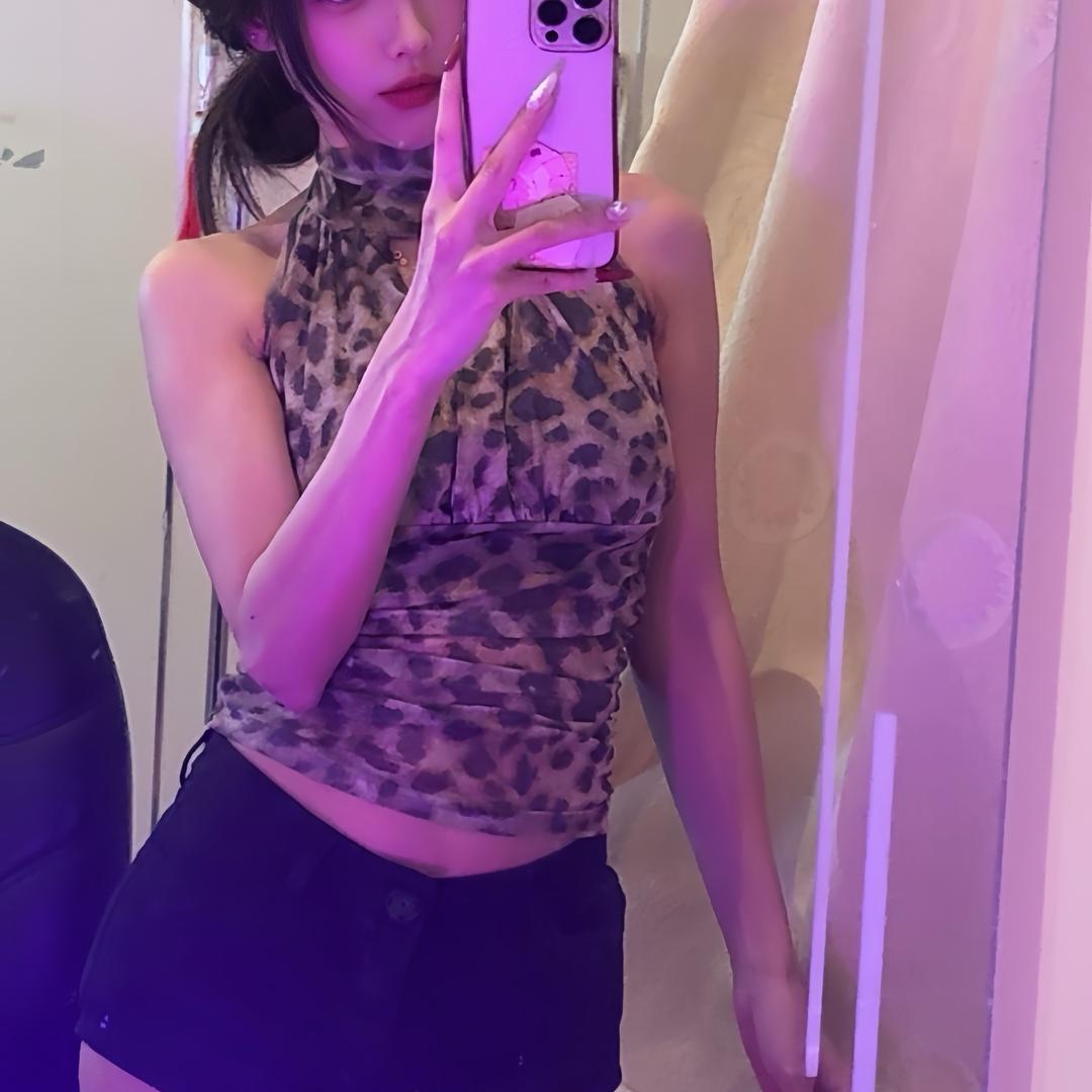 李情情
