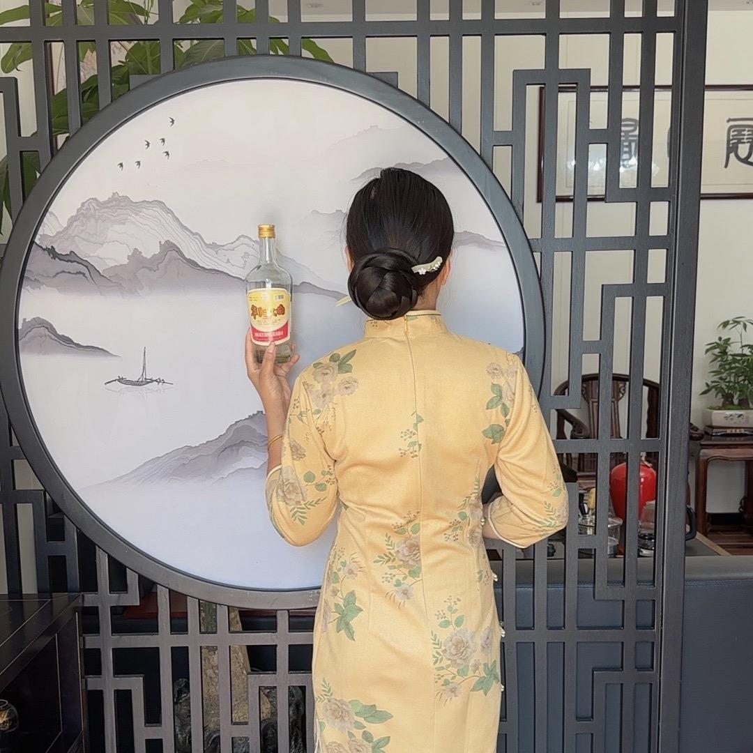 卖雷池酒的姑娘🍀