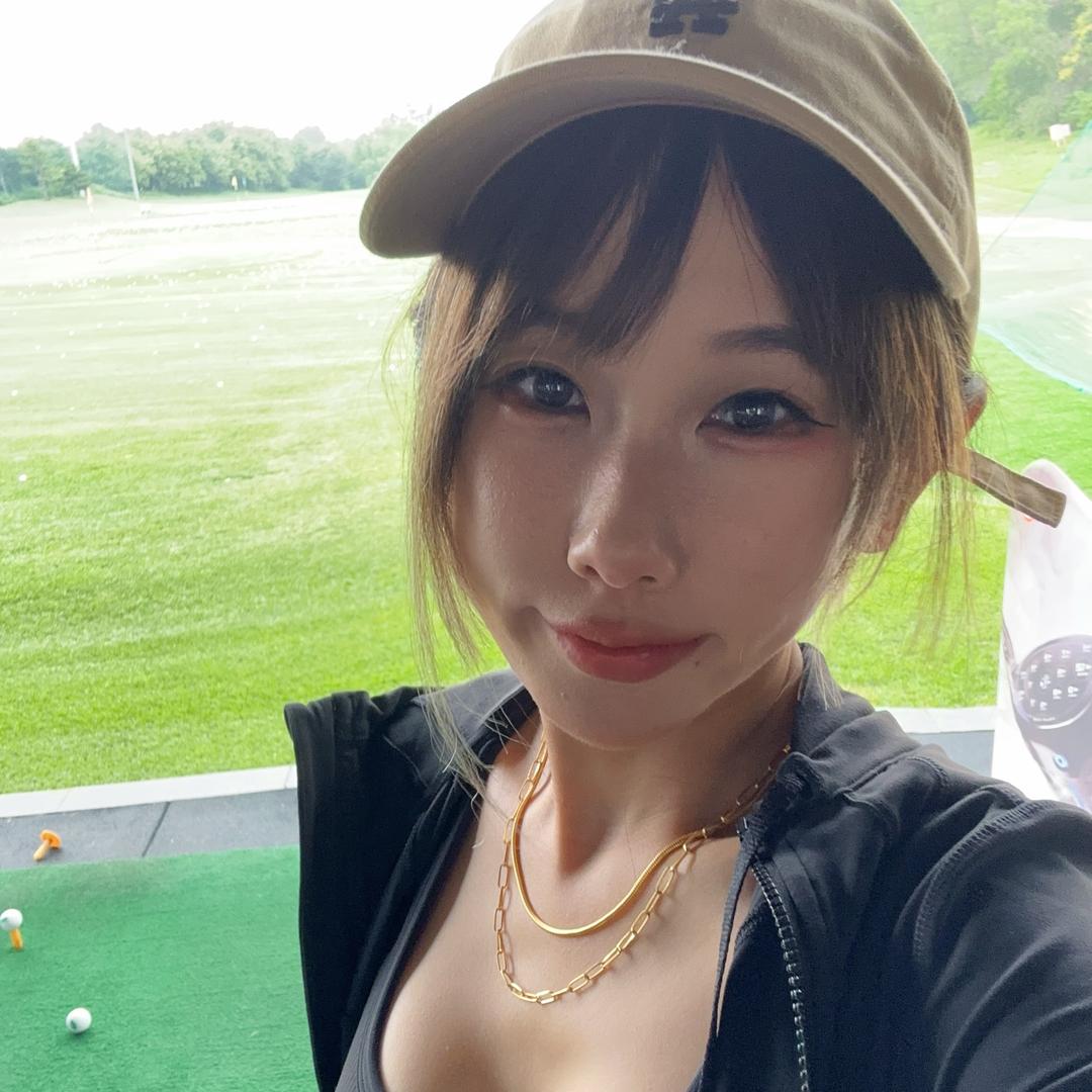 魏小欠儿（爱钓鱼）