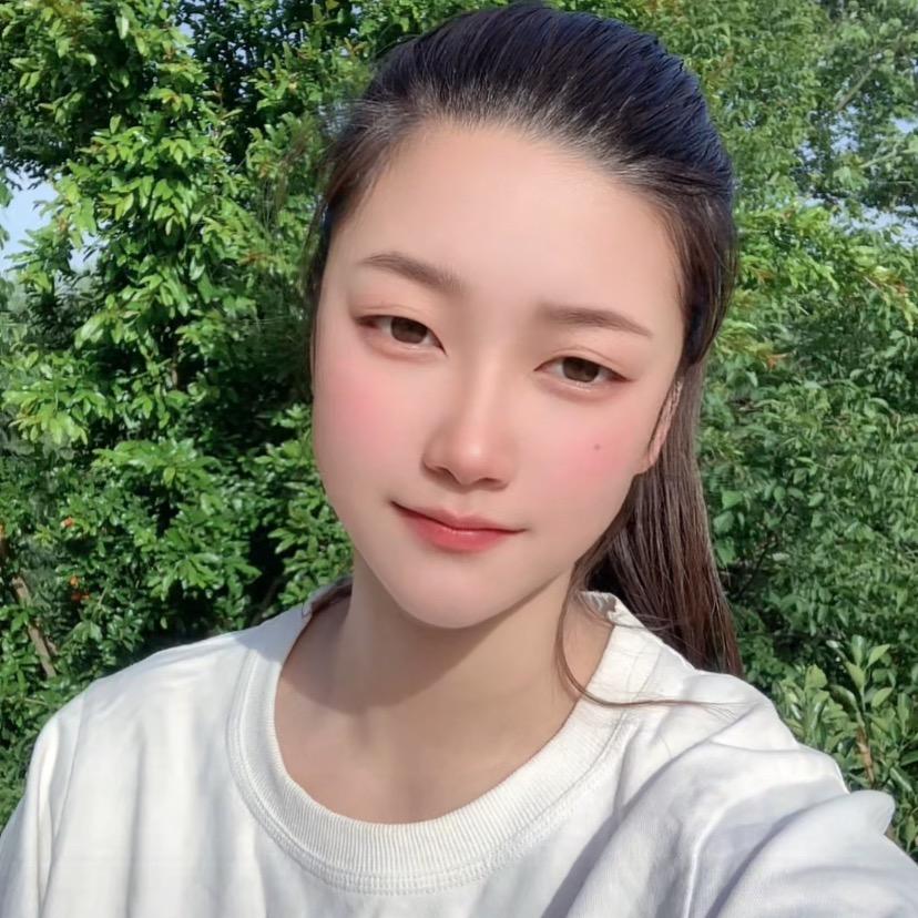 丽丽穿搭