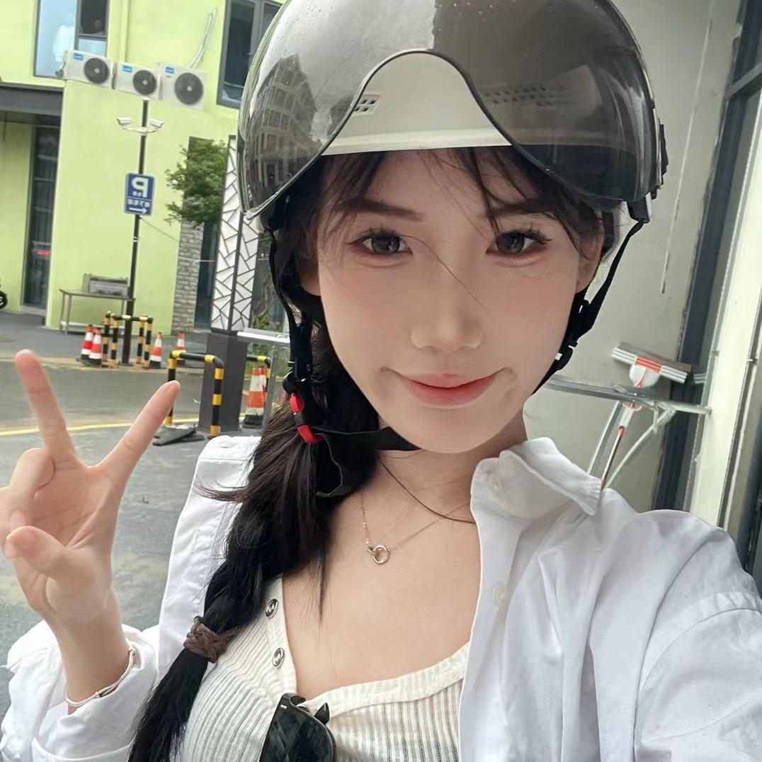 咸鱼少女