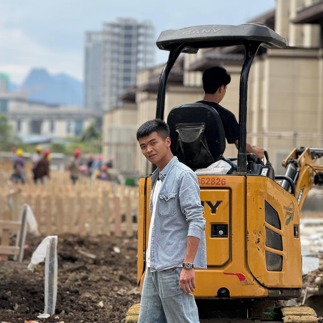 六盘水挖机大中小微型轮挖小翟