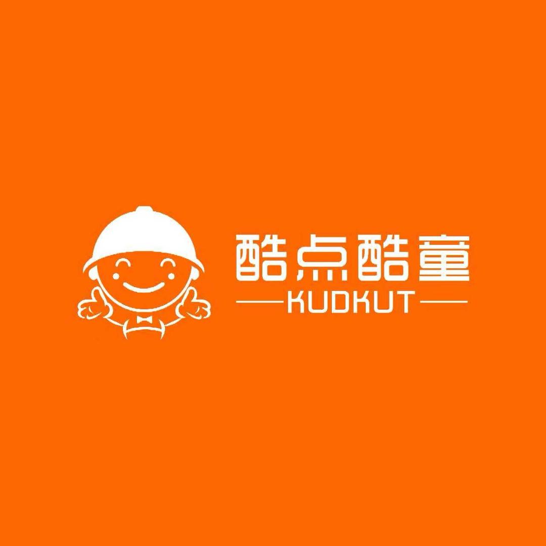 卖童装的小姐姐