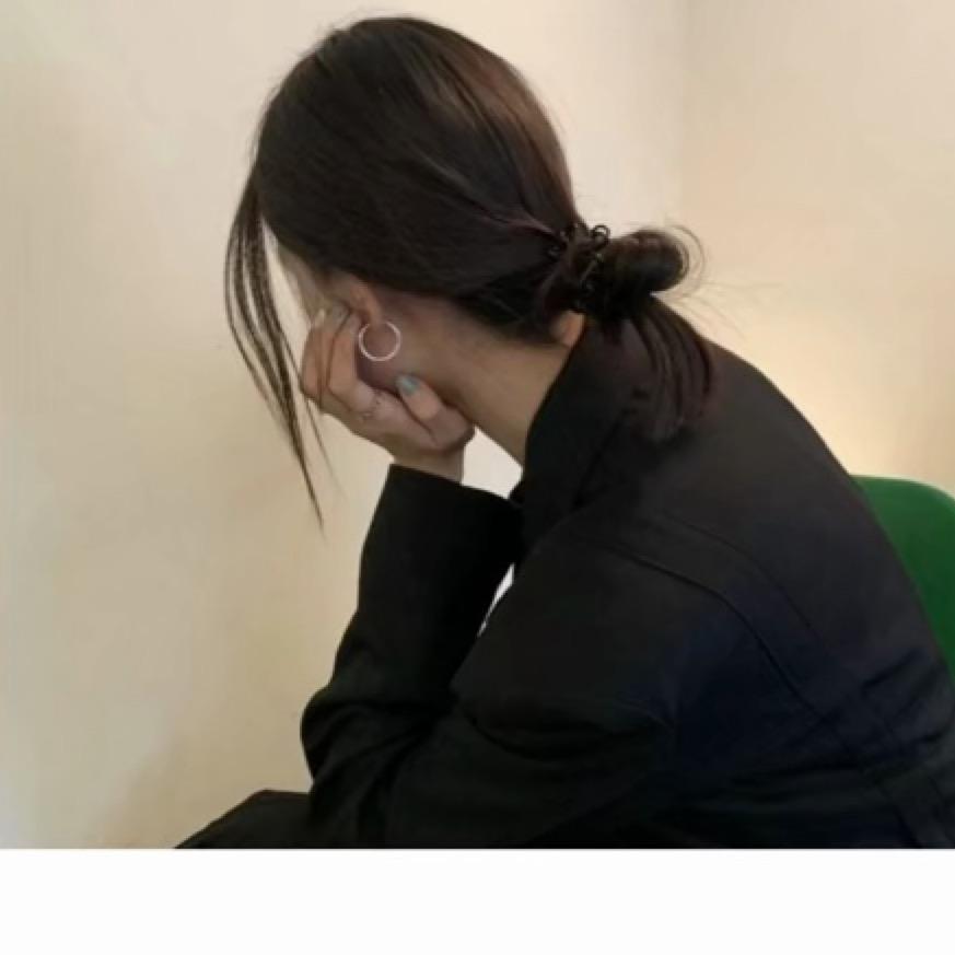 半分笑ε