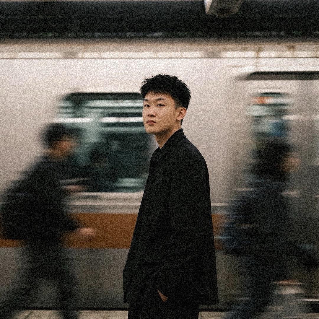 001.