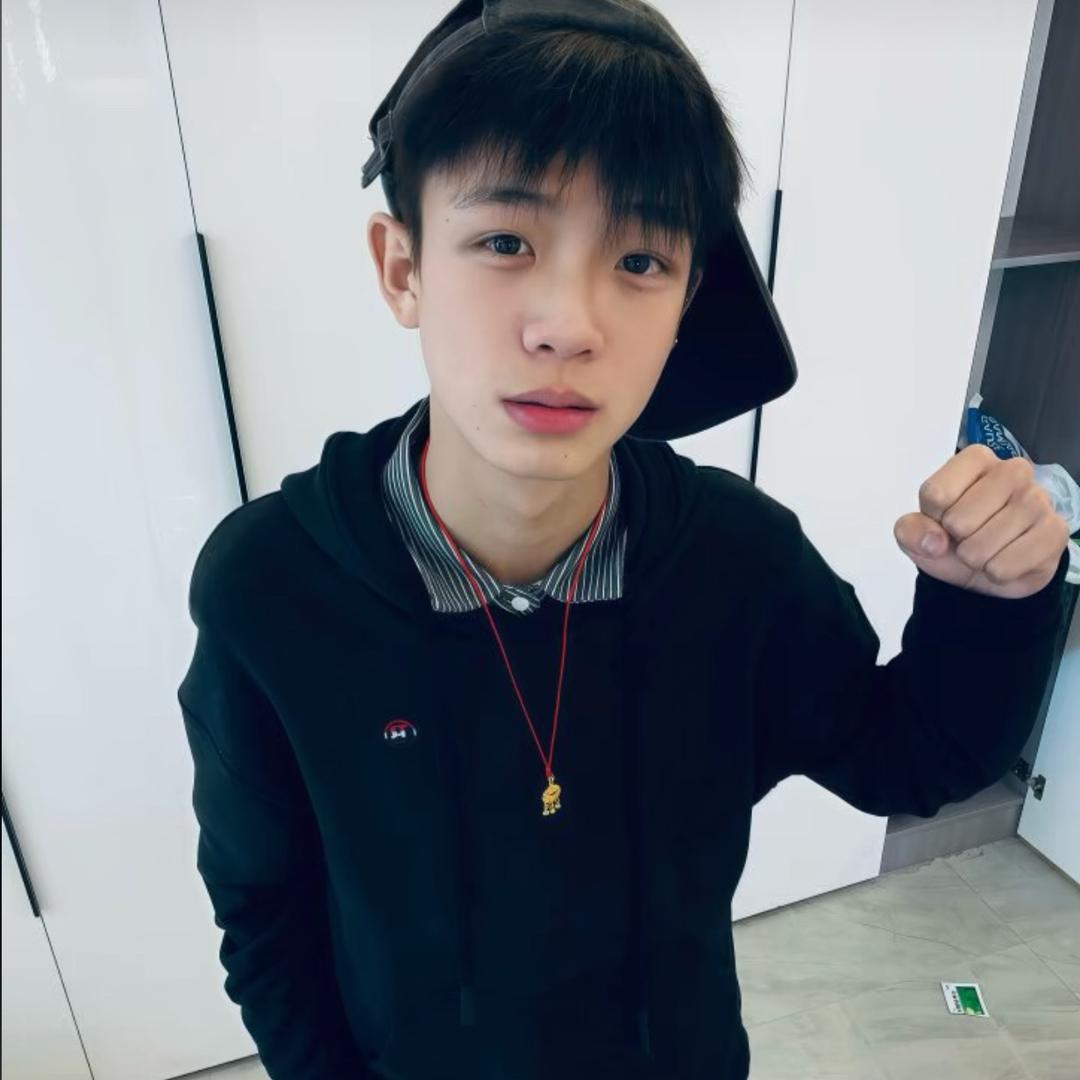 泽．